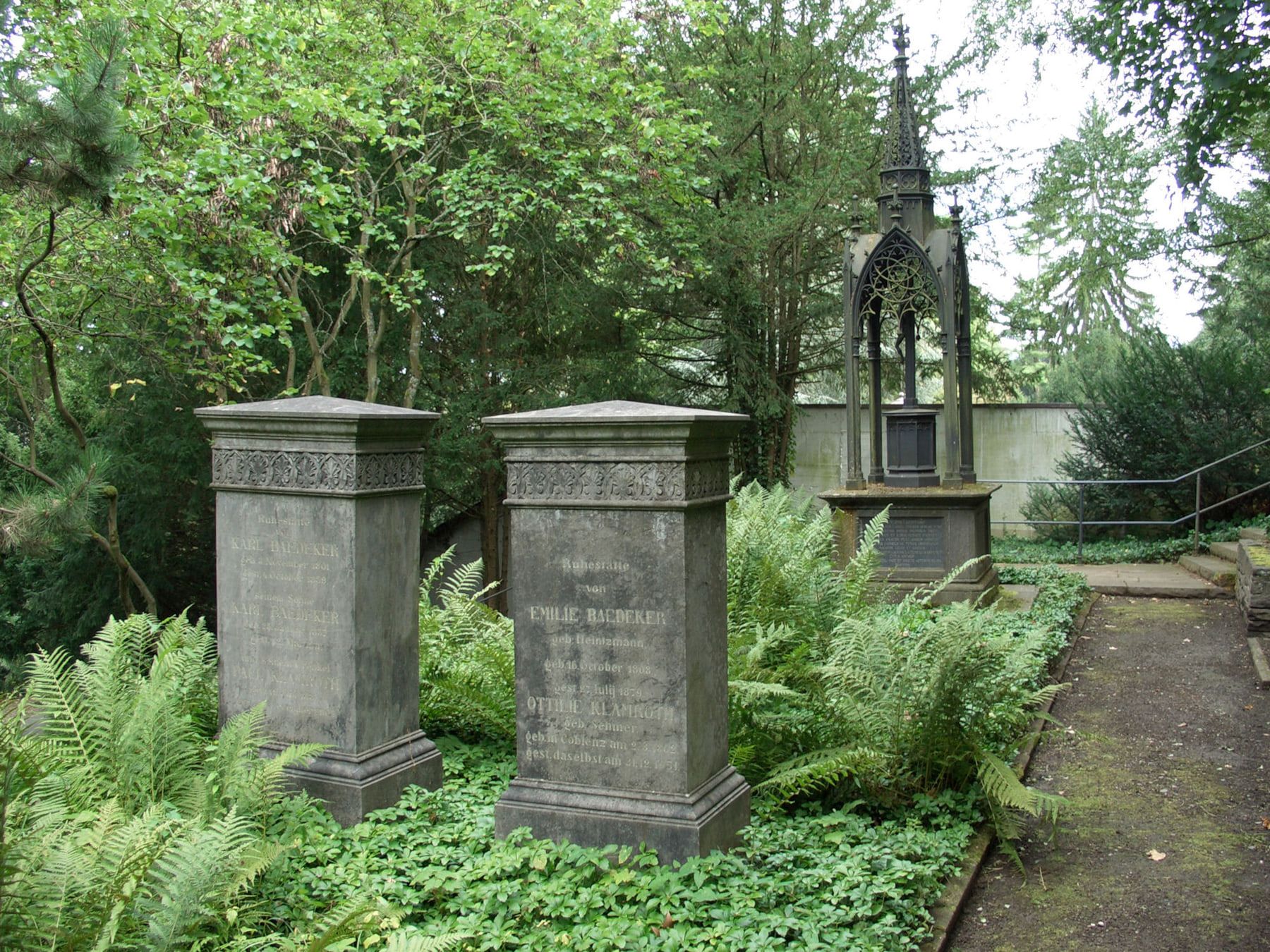 Grabstätte von Karl Baedeker auf Hauptfriedhof Koblenz